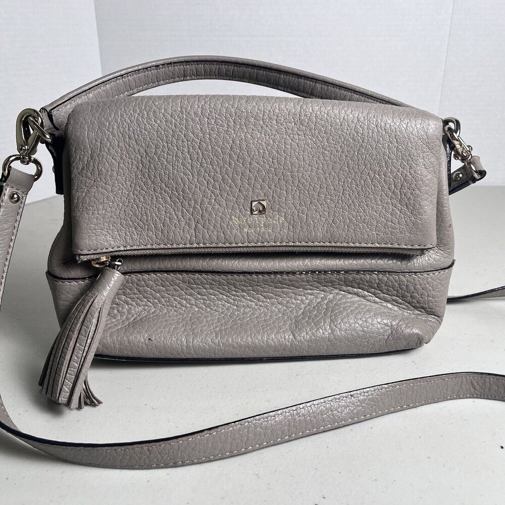 Kate Spade Leila Women's Grey Pebbled Leather Zip Crossbody Purse W/Tassel - Picture 10 of 16